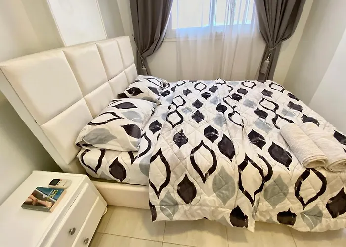 Marilyn With Sea View Wi Fi شقة الغردقة